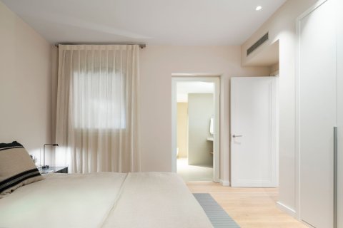 3 bedrooms apartment for sale in Barcelona, Catalonia, Spain № 6235 - photo 21