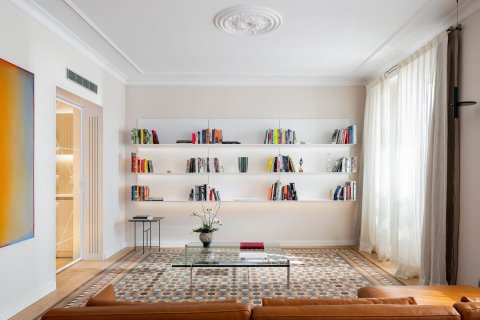 3 bedrooms apartment for sale in Barcelona, Catalonia, Spain № 6235