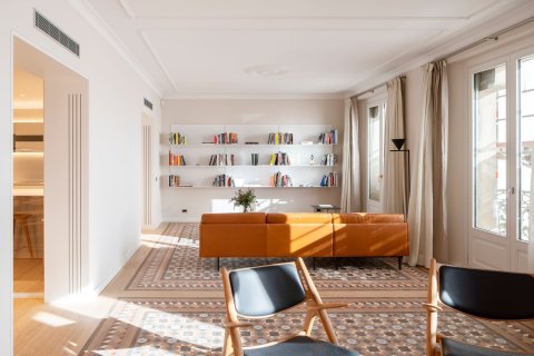 3 bedrooms apartment for sale in Barcelona, Catalonia, Spain № 6235 - photo 10