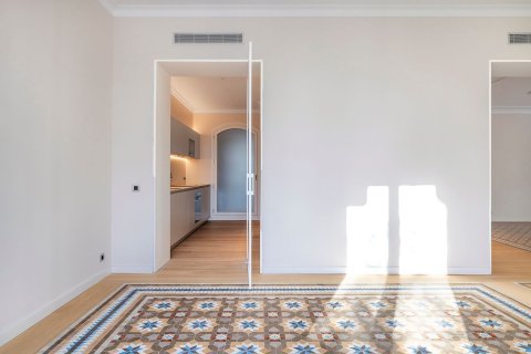 Купить квартиру в Барселона, Испания с 4 комнаты, 183м², № 6232 - фото 6