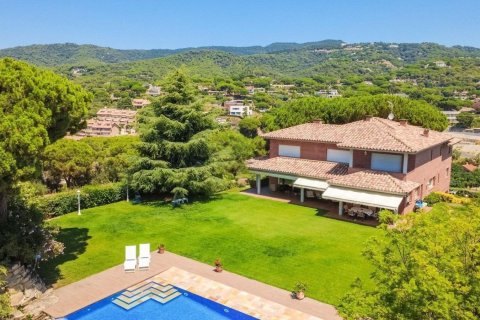 7 bedrooms house for sale in Sant Andreu de Llavaneres, Barcelona, Catalonia, Spain № 6236 - photo 3