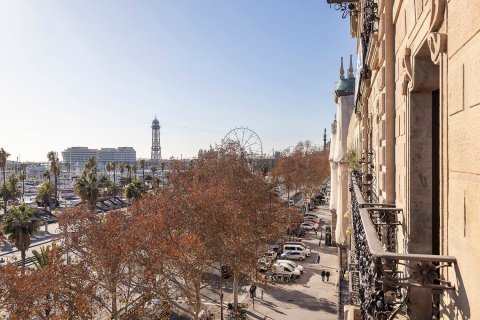 Купить квартиру в Барселона, Испания с 4 комнаты, 183м², № 6233 - фото 11