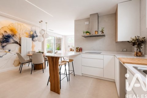 3 bedrooms apartment for sale in Salou, Tarragona, Catalonia, Spain № 7352 - photo 8