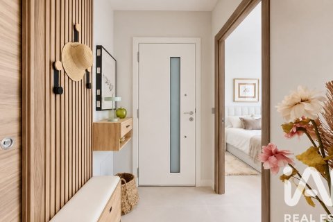3 bedrooms apartment for sale in Salou, Tarragona, Catalonia, Spain № 7352 - photo 30