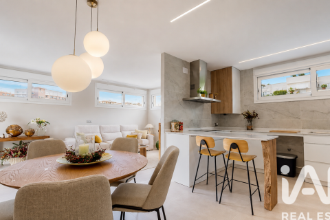 3 bedrooms apartment for sale in Salou, Tarragona, Catalonia, Spain № 7352