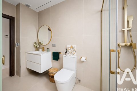 3 bedrooms apartment for sale in Salou, Tarragona, Catalonia, Spain № 7352 - photo 16