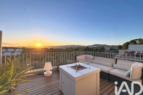 4 bedrooms apartment for sale in Sant Pere de Ribes, Barcelona, Catalonia, Spain № 7354
