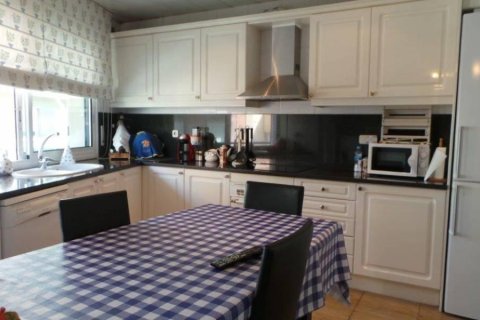 Купить виллу в Бадалона, Испания с 3 спальни, 314м², № 1191 - фото 2