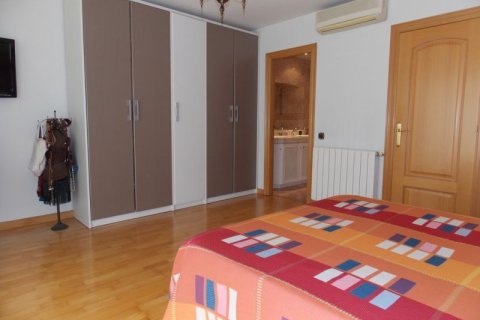 Купить виллу в Бадалона, Испания с 3 спальни, 240м², № 1189 - фото 20