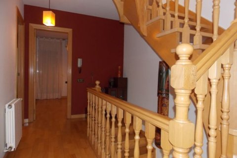 Купить виллу в Бадалона, Испания с 3 спальни, 240м², № 1189 - фото 27