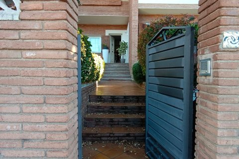 5 bedrooms house for sale in Llinars Del Valles, Barcelona, Catalonia, Spain № 4982 - photo 5