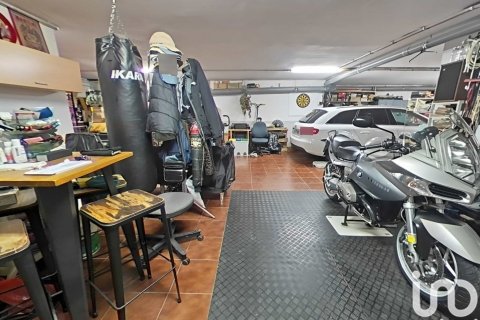 6 bedrooms house for sale in Alpicat, Lleida, Catalonia, Spain № 4984 - photo 23