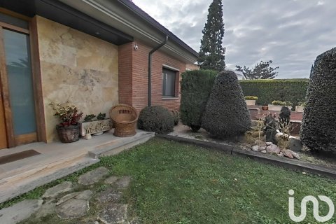 6 bedrooms house for sale in Alpicat, Lleida, Catalonia, Spain № 4984 - photo 4