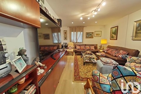 6 bedrooms house for sale in Alpicat, Lleida, Catalonia, Spain № 4984 - photo 21