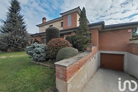 6 bedrooms house for sale in Alpicat, Lleida, Catalonia, Spain № 4984 - photo 24