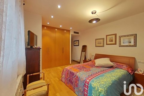 6 bedrooms house for sale in Alpicat, Lleida, Catalonia, Spain № 4984 - photo 11