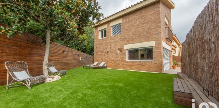 3 bedrooms house for sale in Sant Andreu de Llavaneres, Barcelona, Catalonia, Spain № 4986