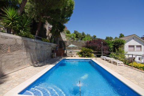 Купить дом в Корбера-де-Льобрегат, Испания с 5 спален, 247м², № 1940 - фото 26