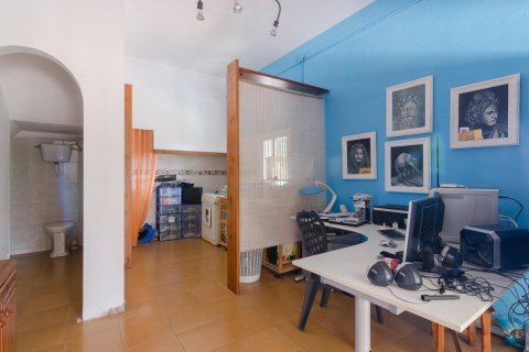 Купить дом в Корбера-де-Льобрегат, Испания с 5 спален, 247м², № 1940 - фото 19