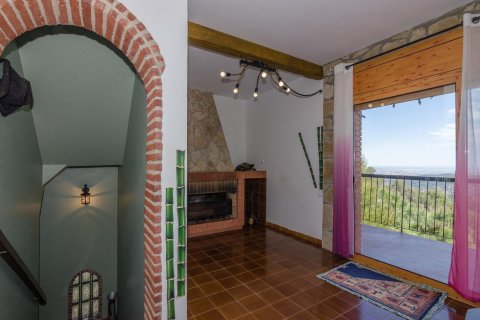 Купить дом в Корбера-де-Льобрегат, Испания с 5 спален, 247м², № 1940 - фото 9