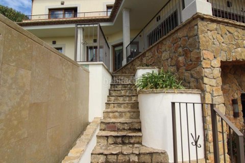 Купить дом в Оливелла, Испания с 5 спален, 510м², № 1938 - фото 5