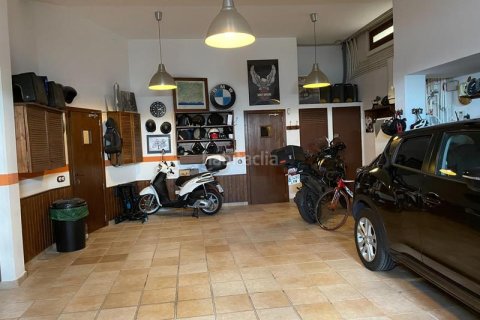 Купить дом в Оливелла, Испания с 5 спален, 510м², № 1938 - фото 29