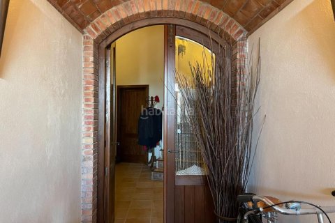 Купить дом в Оливелла, Испания с 5 спален, 510м², № 1938 - фото 13