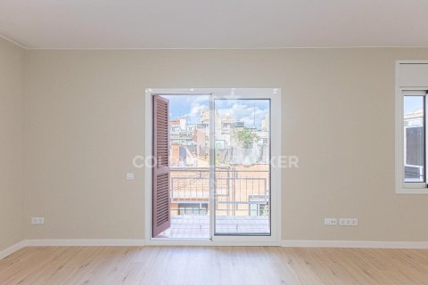 3 bedrooms apartment for sale in Barcelona, Catalonia, Spain № 5475 - photo 4