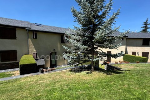 3 bedrooms house for sale in Catalonia, Spain № 5471 - photo 2