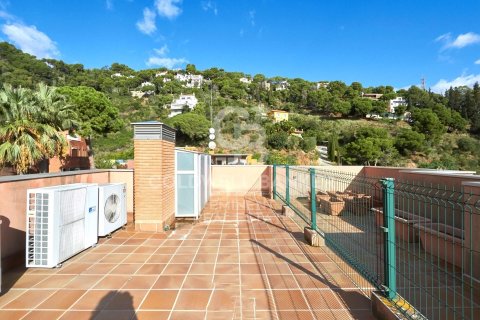 2 bedrooms apartment for sale in Barcelona, Catalonia, Spain № 5472 - photo 18