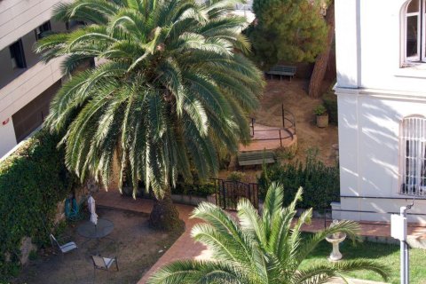 Купить виллу в Барселона, Испания с 2 спальни, 650м², № 1176 - фото 7