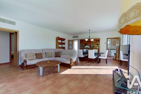 4 bedrooms house for rent in Roda de Berà, Tarragona, Catalonia, Spain № 7585 - photo 7