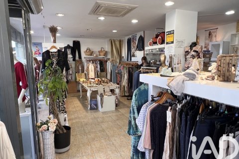2 bedrooms commercial property for rent in Cunit, Tarragona, Catalonia, Spain № 7583 - photo 4