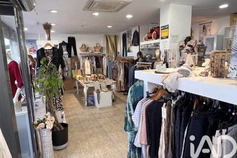 2 bedrooms commercial property for rent in Cunit, Tarragona, Catalonia, Spain № 7583 - photo 3