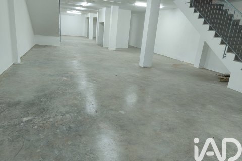 Снять в аренду коммерческую недвижимость в Пинеда-де-Мар, Испания 322м², № 7586 - фото 7