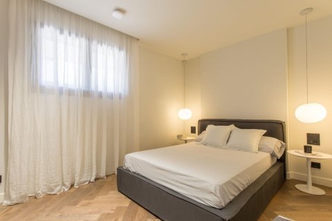 Купить дом в Сан-Андреу-де-Льяванерес, Испания с 6 комнат, № 1358 - фото 15