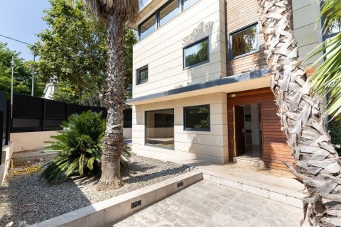 Купить дом в Сан-Кугат-дель-Вальес, Испания с 5 комнат, № 1360 - фото 9