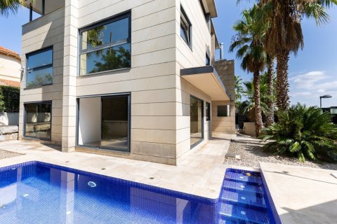 Купить дом в Сан-Кугат-дель-Вальес, Испания с 5 комнат, № 1360 - фото 7