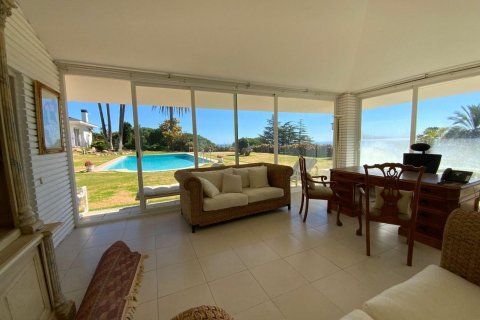 Купить дом в Сан-Висенс де Монтальт, Испания с 8 комнат, № 1355 - фото 16