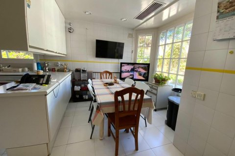 Купить дом в Сан-Висенс де Монтальт, Испания с 8 комнат, № 1355 - фото 24