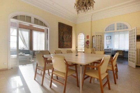 Купить дом в Сан-Висенс де Монтальт, Испания с 10 комнат, 1600м², № 1354 - фото 10