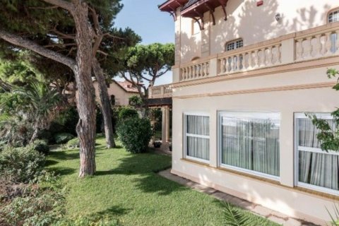 Купить дом в Сан-Висенс де Монтальт, Испания с 10 комнат, 1600м², № 1354 - фото 18