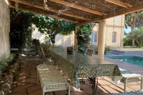 Купить дом в Сан-Висенс де Монтальт, Испания с 10 комнат, 1600м², № 1354 - фото 3