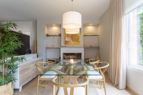 Купить дом в Эль Масноу, Испания с 5 комнат, № 1357 - фото 13