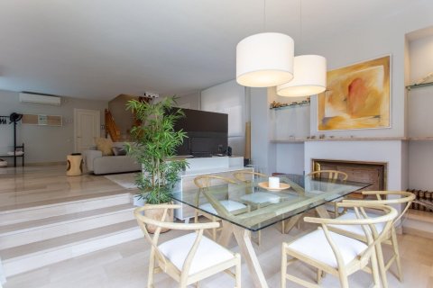 Купить дом в Эль Масноу, Испания с 5 комнат, № 1357 - фото 10