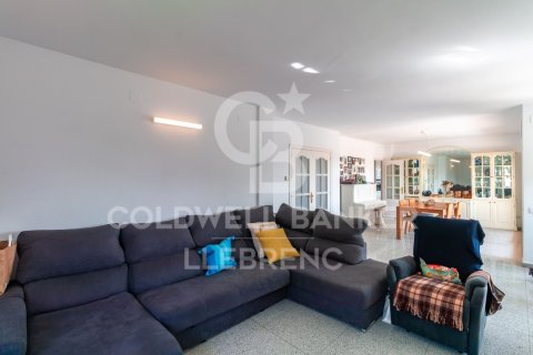 Купить дом в Сан-Жуст-Десверн, Испания с 6 спален, 351м², № 7921 - фото 26
