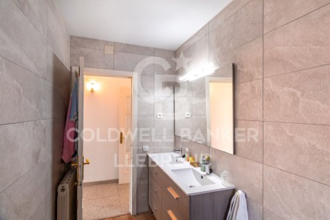 Купить дом в Сан-Жуст-Десверн, Испания с 6 спален, 351м², № 7921 - фото 5