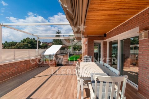 Купить дом в Сан-Жуст-Десверн, Испания с 6 спален, 351м², № 7921 - фото 14