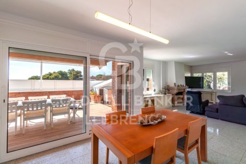 Купить дом в Сан-Жуст-Десверн, Испания с 6 спален, 351м², № 7921 - фото 23
