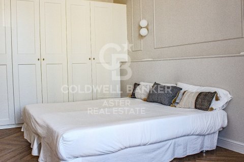 Купить триплекс в Барселона, Испания с 2 спальни, 118м², № 7920 - фото 15